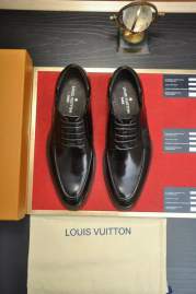 Picture of Louis Vuitton Shoes _SKULVsz38-45hnh073914638